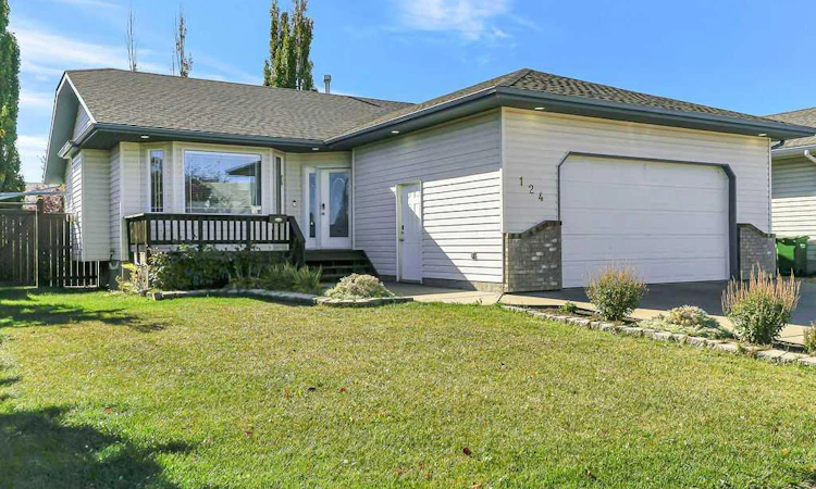 124 Lamont Close
