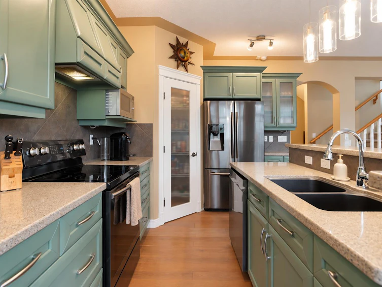 30 Discovery Ridge Gardens SW, Calgary, AB, T3H 5L6 - 9