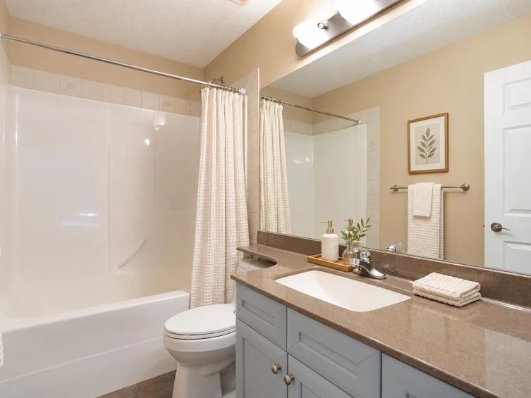 30 Discovery Ridge Gardens SW, Calgary, AB, T3H 5L6 - 21