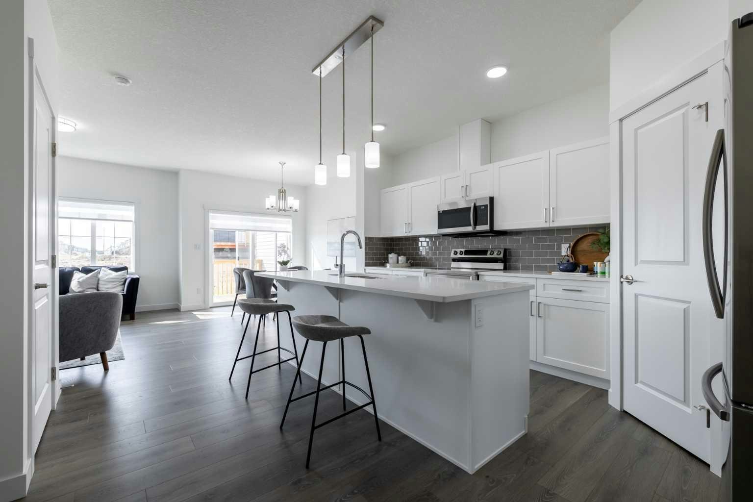 709 Clearview Green, Chestermere, AB, T2P 2G7