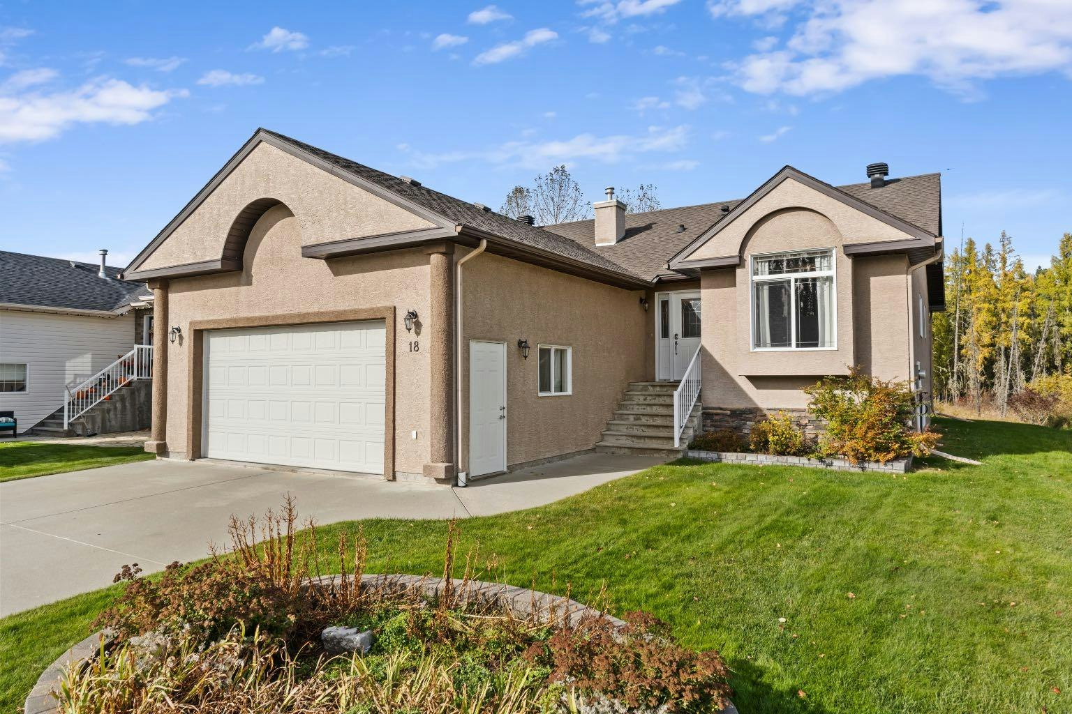 18 Park Point, Whitecourt, AB, T7S 1W9
