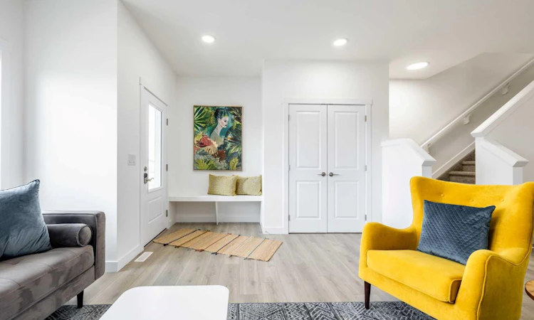 713 Clearview Green