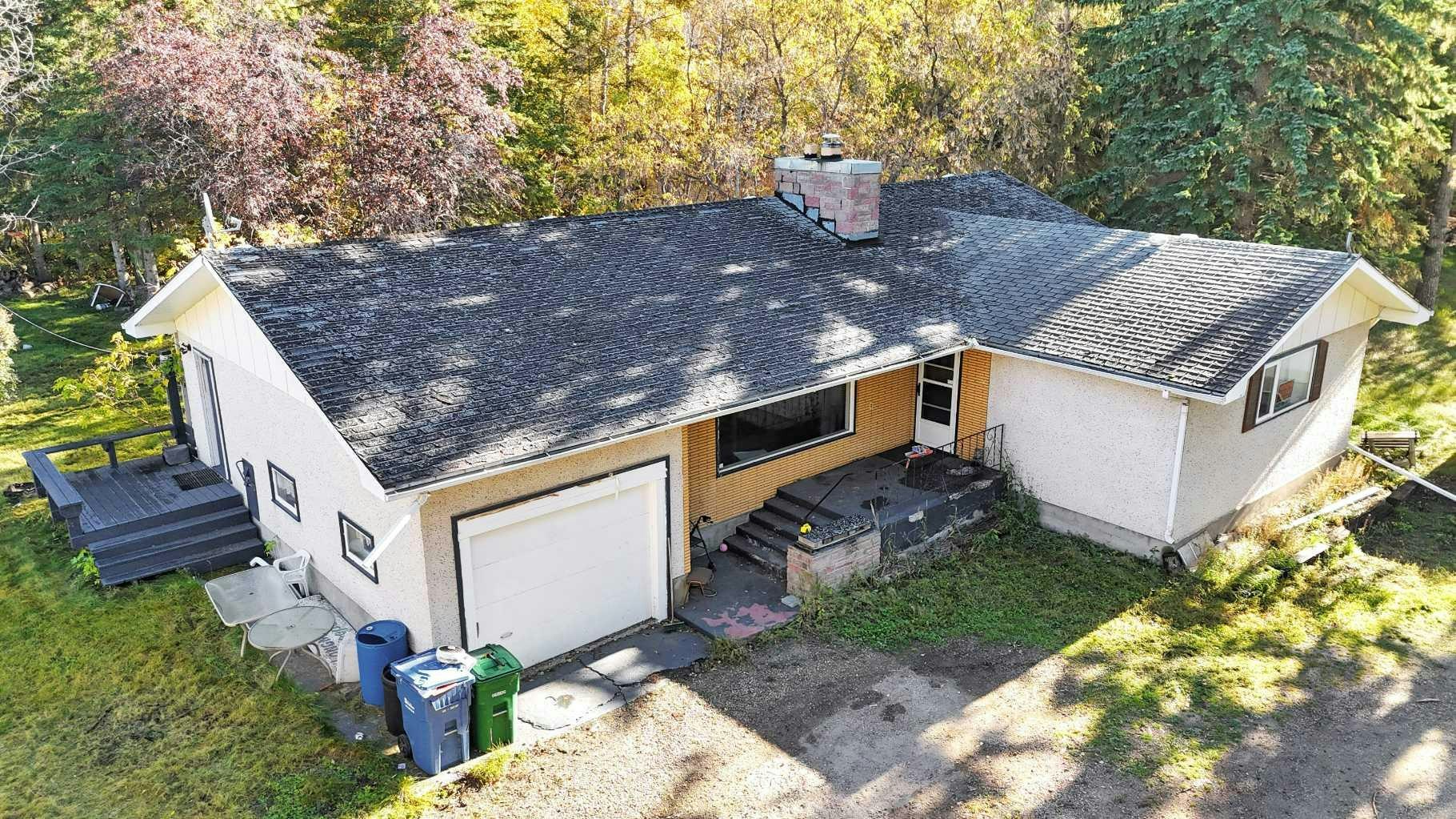22 College Park Close, Red Deer, AB, T4P 0M7