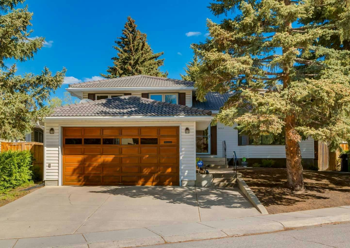 4808 Valiant Drive NW, Calgary, AB, T3A 1X2