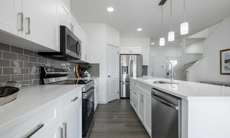 721 Clearview Green