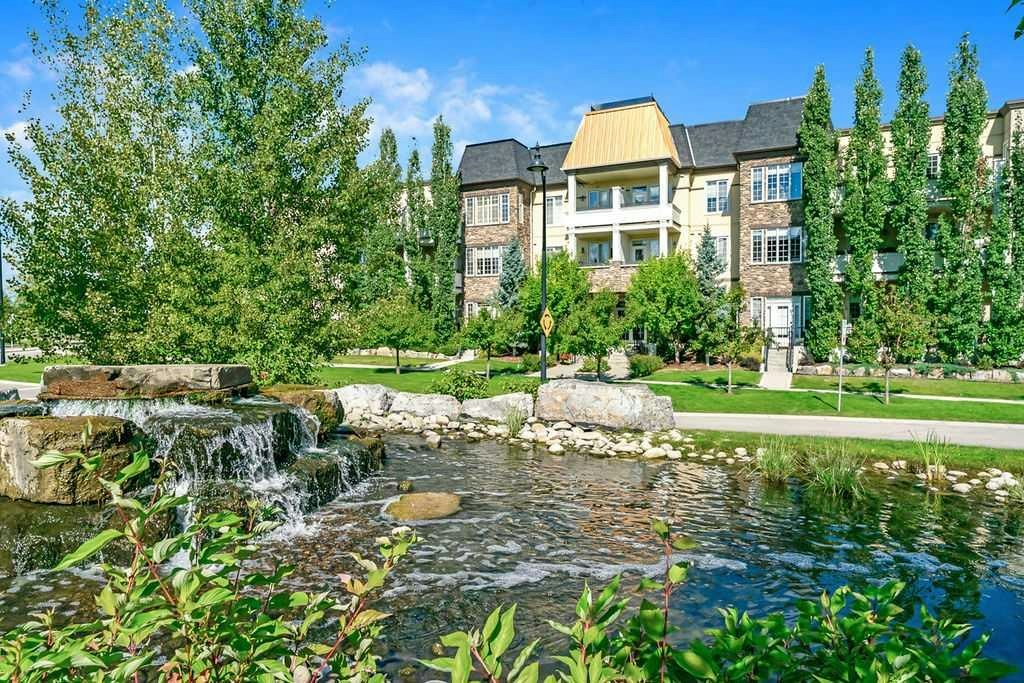 204-39 Quarry Gate SE, Calgary, AB, T2C 5P4