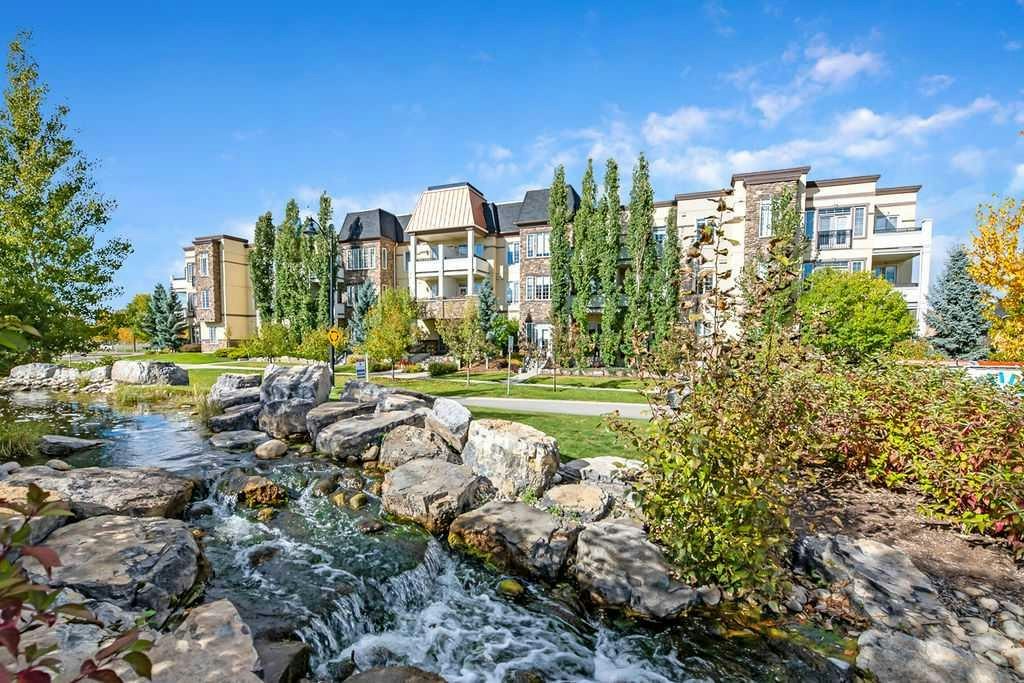 204-39 Quarry Gate SE, Calgary, AB, T2C 5P4
