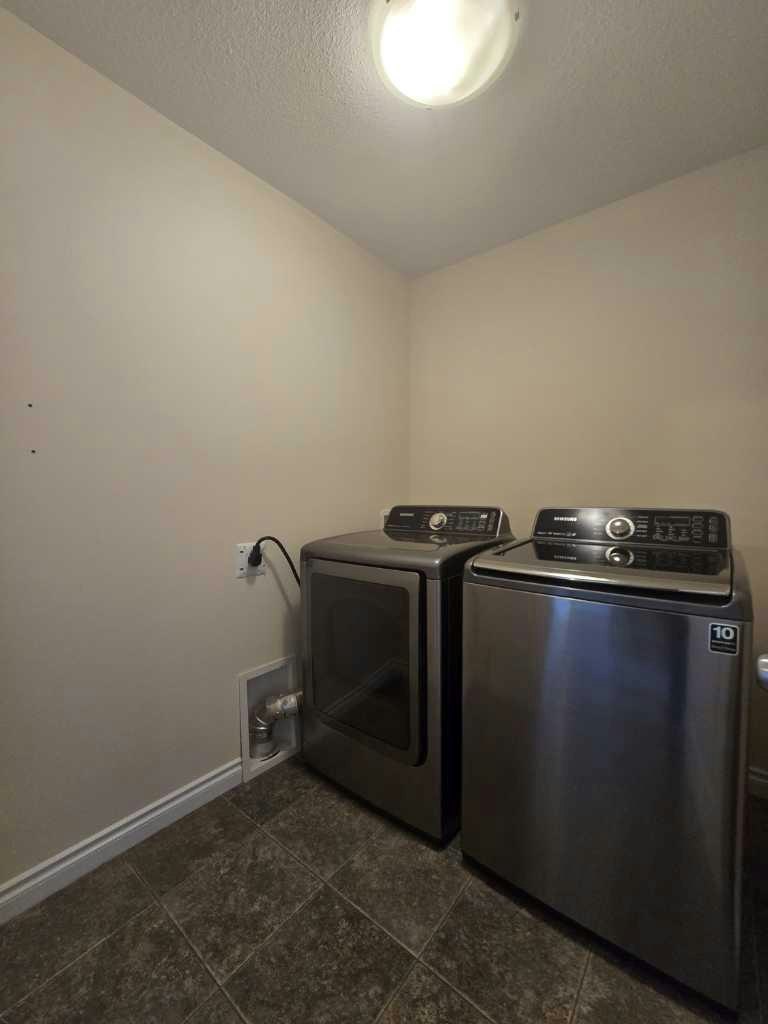 B-13022 91a Street, Grande Prairie, AB, T8X 0A9 - 14