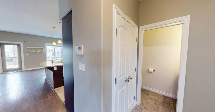 B-13022 91a Street, Grande Prairie, AB, T8X 0A9 - 3