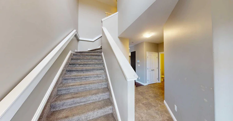 B-13022 91a Street, Grande Prairie, AB, T8X 0A9 - 2