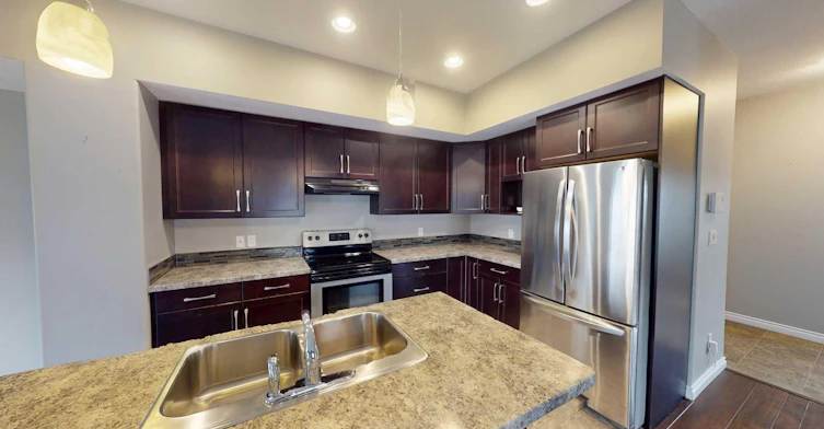 B-13022 91a Street, Grande Prairie, AB, T8X 0A9 - 4