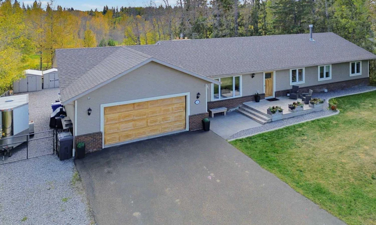 147-27475 Township Road 380
