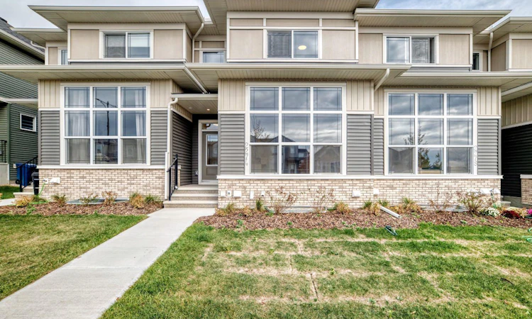 2274 Bayview Drive SW