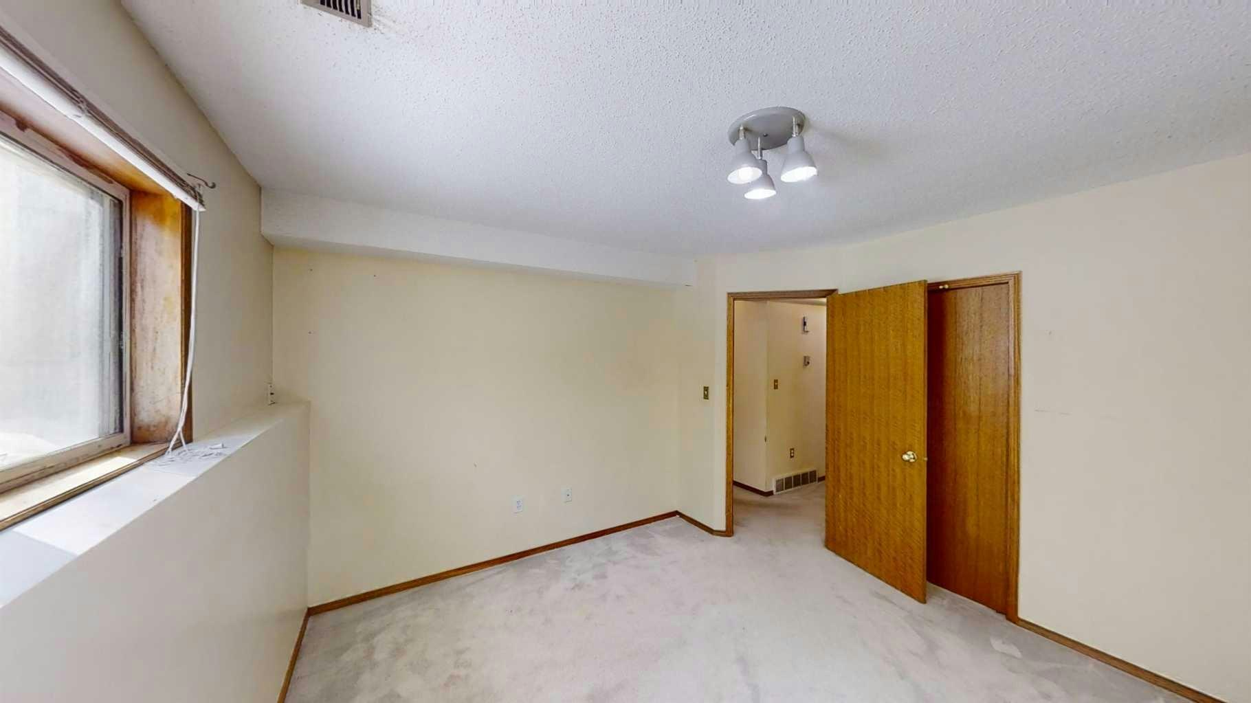 B-9406 100 Avenue, Grande Prairie, AB, T8V 0S9 - 9