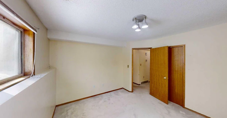 B-9406 100 Avenue, Grande Prairie, AB, T8V 0S9 - 9