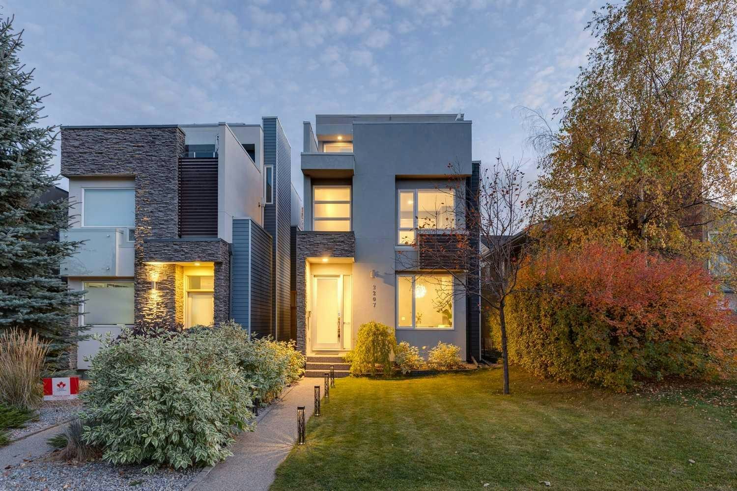 2207 32 Avenue SW, Calgary, AB, T2T 1X2