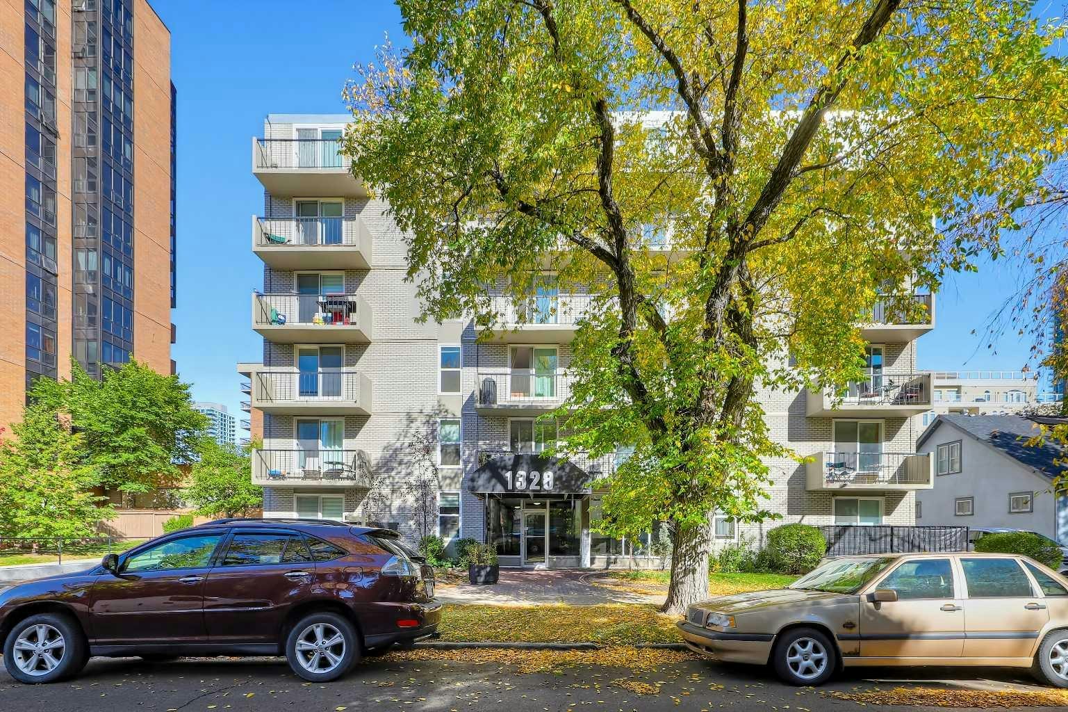302-1328 13 Avenue SW, Calgary, AB, T3C 0T3