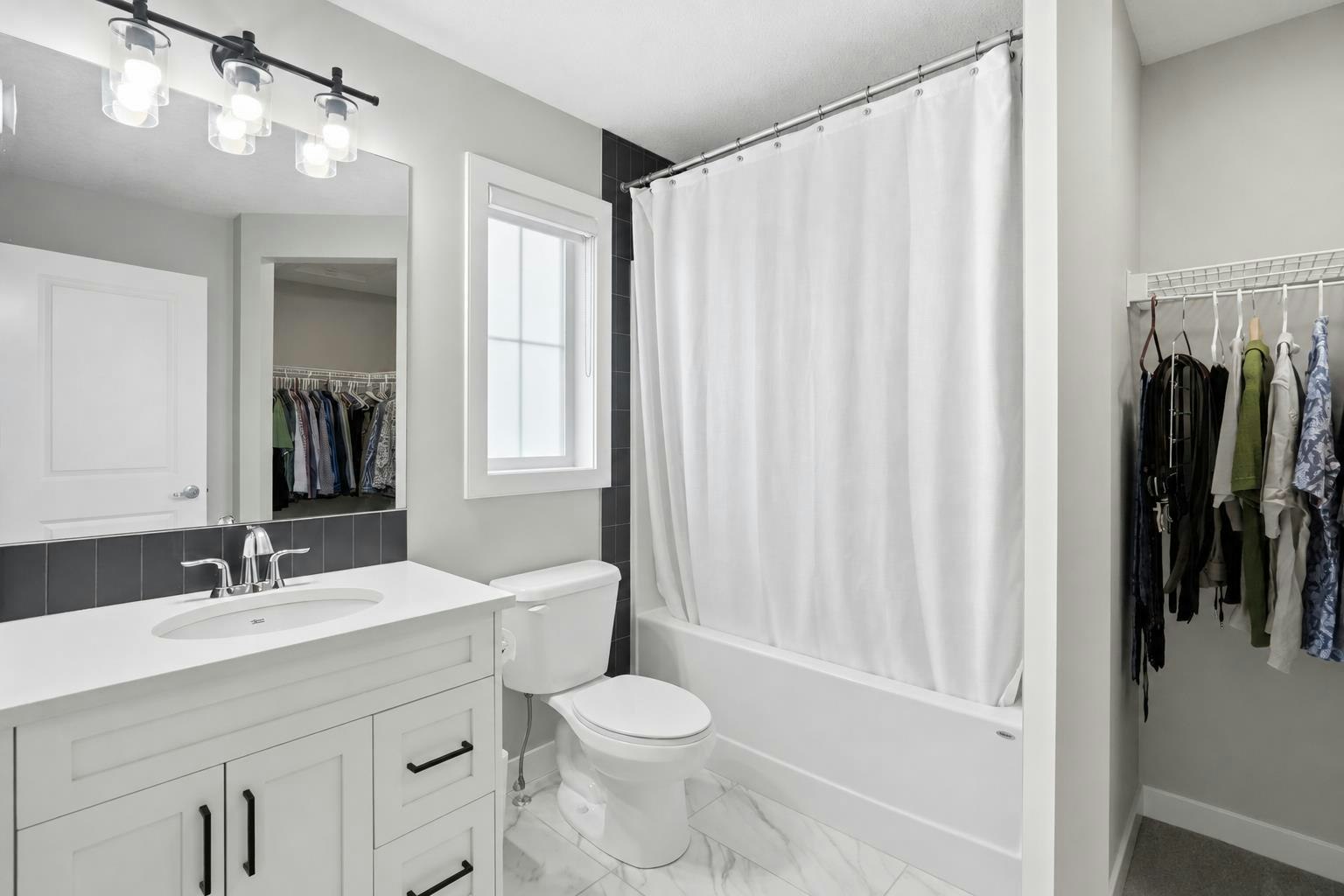 140 Fireside Way, Cochrane, AB, T4C 2T1 - 11