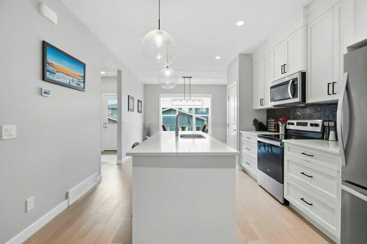 140 Fireside Way, Cochrane, AB, T4C 2T1 - 3