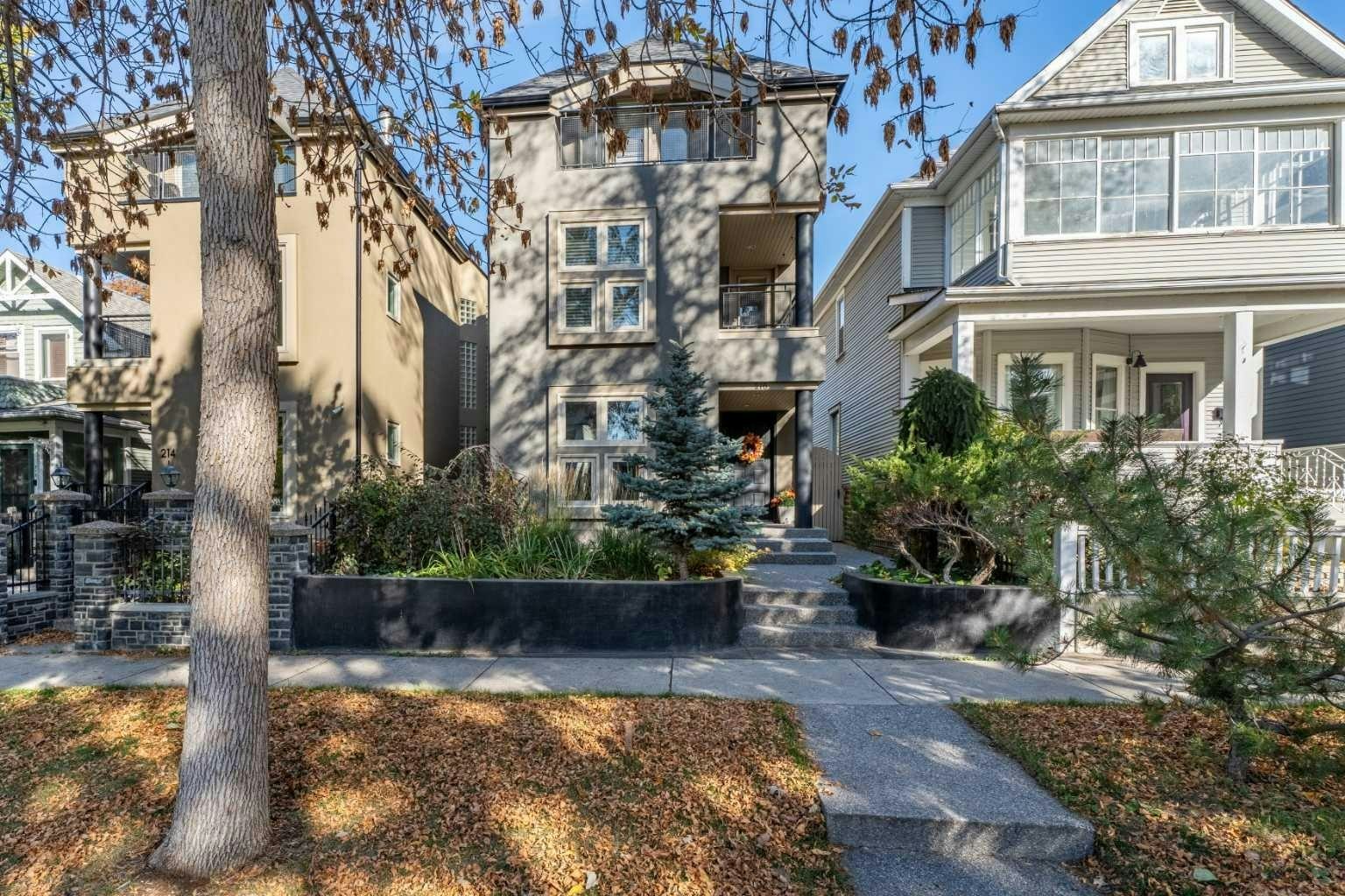 216 4 Avenue NE, Calgary, AB, T2E 0J1