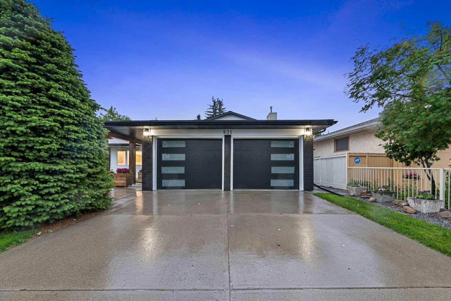 931 Parkwood Way SE, Calgary, AB, T2J 3V4