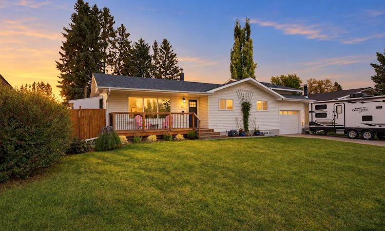 37 Sherwood Crescent