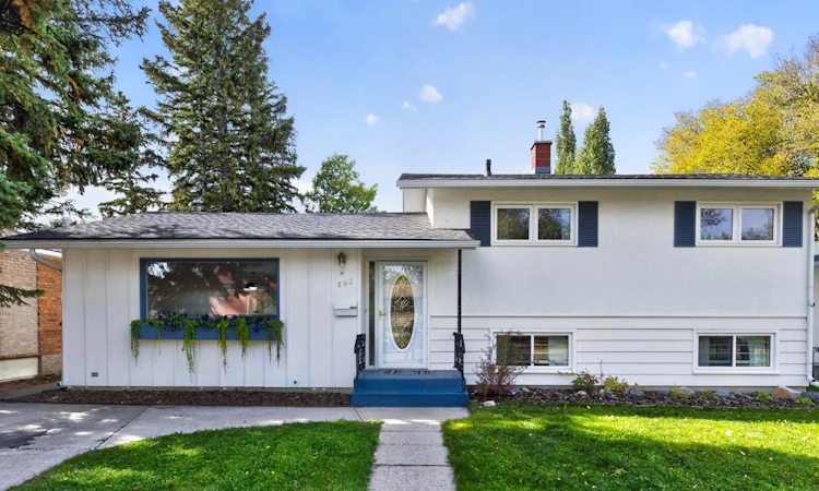 193 Fairview Drive SE