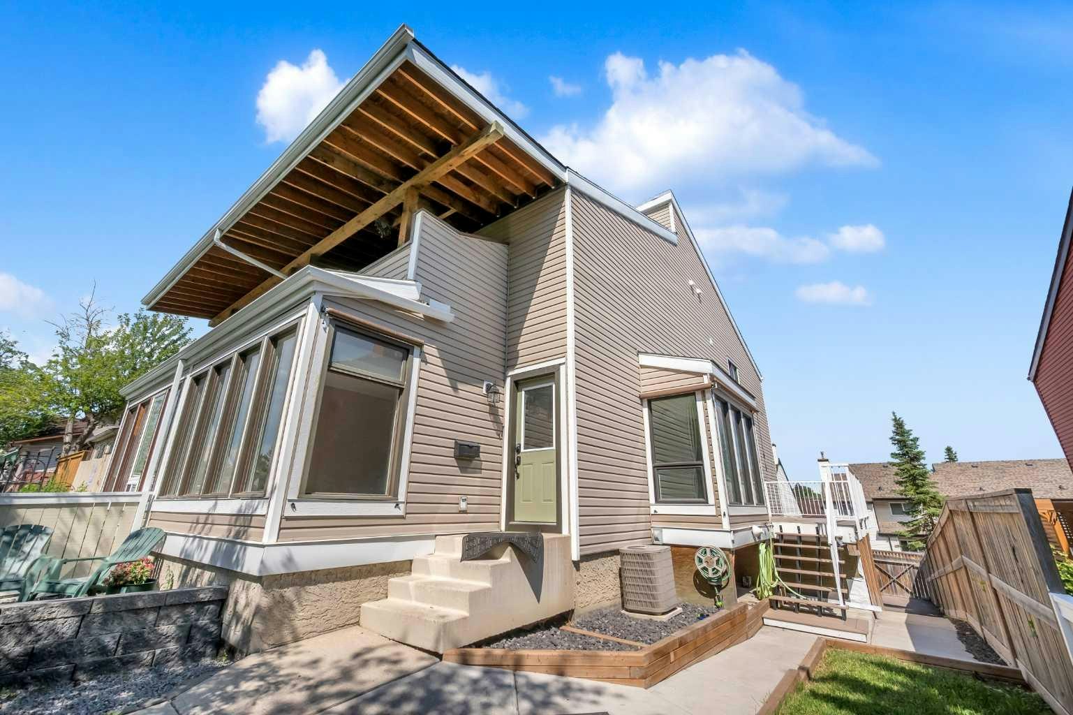 15 Ranch Glen Drive NW, Calgary, AB, T3G 1T2