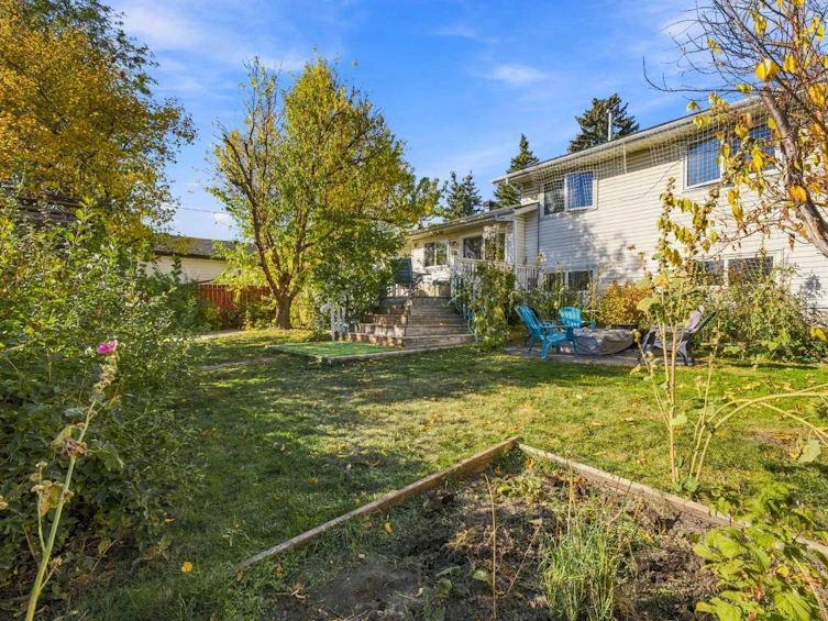 367 Norseman Road NW, Calgary, AB, T2K 5N8 - 42