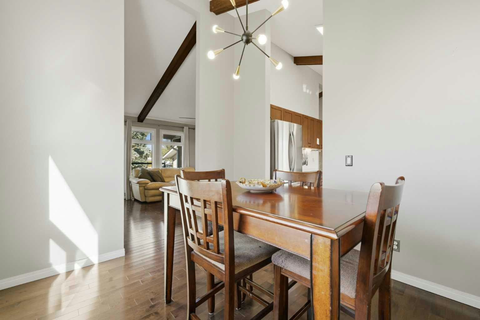 367 Norseman Road NW, Calgary, AB, T2K 5N8 - 17