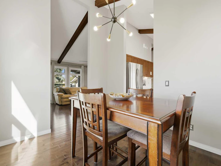 367 Norseman Road NW, Calgary, AB, T2K 5N8 - 17