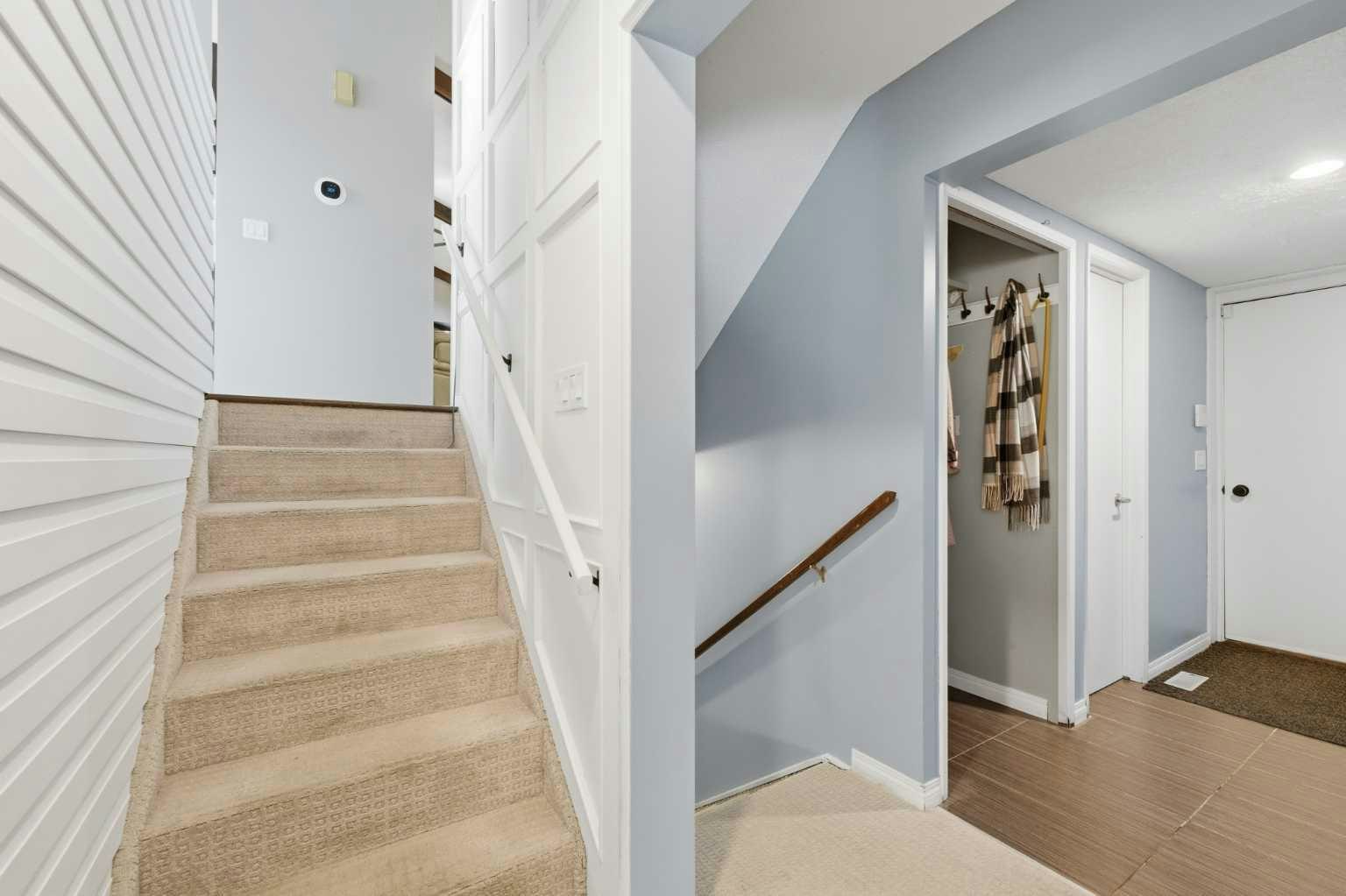 367 Norseman Road NW, Calgary, AB, T2K 5N8 - 29