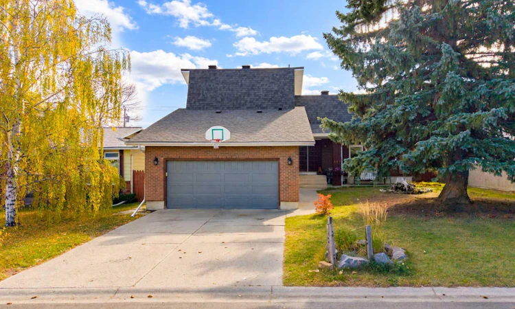 367 Norseman Road NW