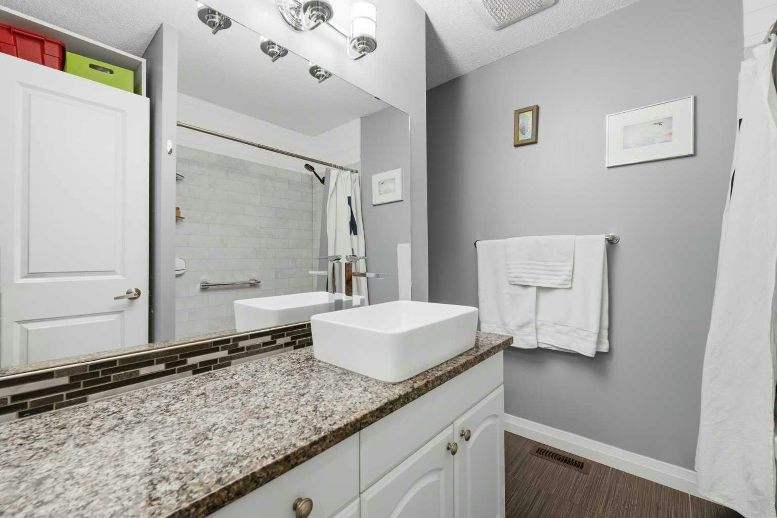 367 Norseman Road NW, Calgary, AB, T2K 5N8 - 28