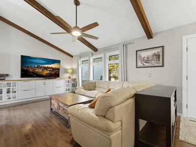 367 Norseman Road NW - 3