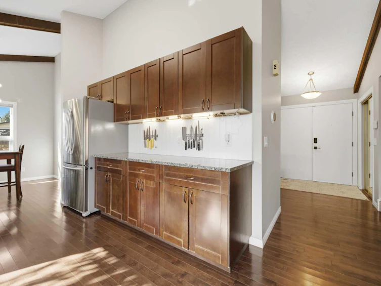 367 Norseman Road NW, Calgary, AB, T2K 5N8 - 13
