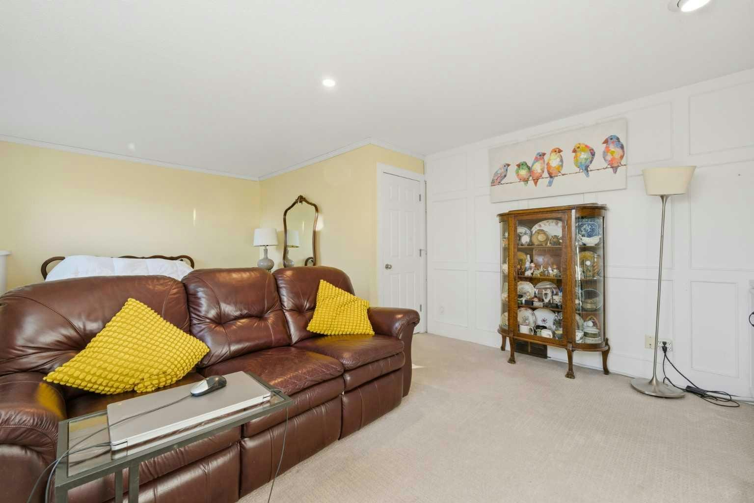367 Norseman Road NW, Calgary, AB, T2K 5N8 - 32