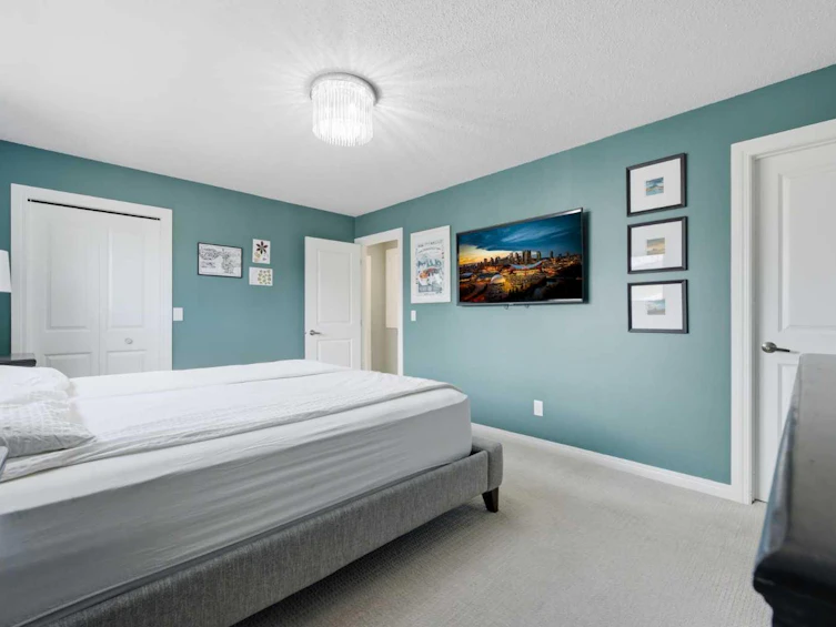367 Norseman Road NW, Calgary, AB, T2K 5N8 - 22