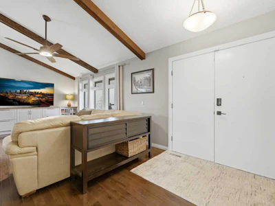 367 Norseman Road NW - 2