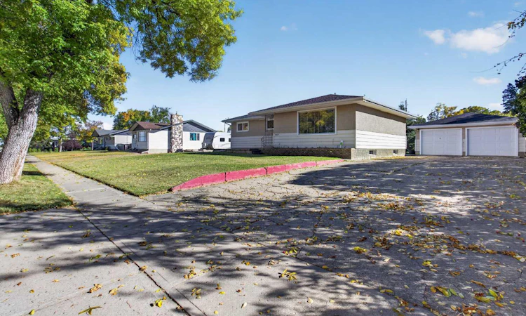 5205 56st