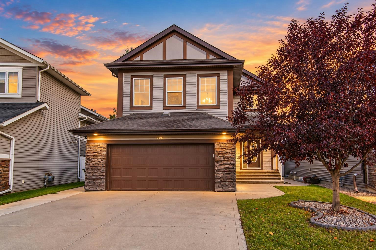 205 Van Slyke Way, Red Deer, AB, T4R 0N7
