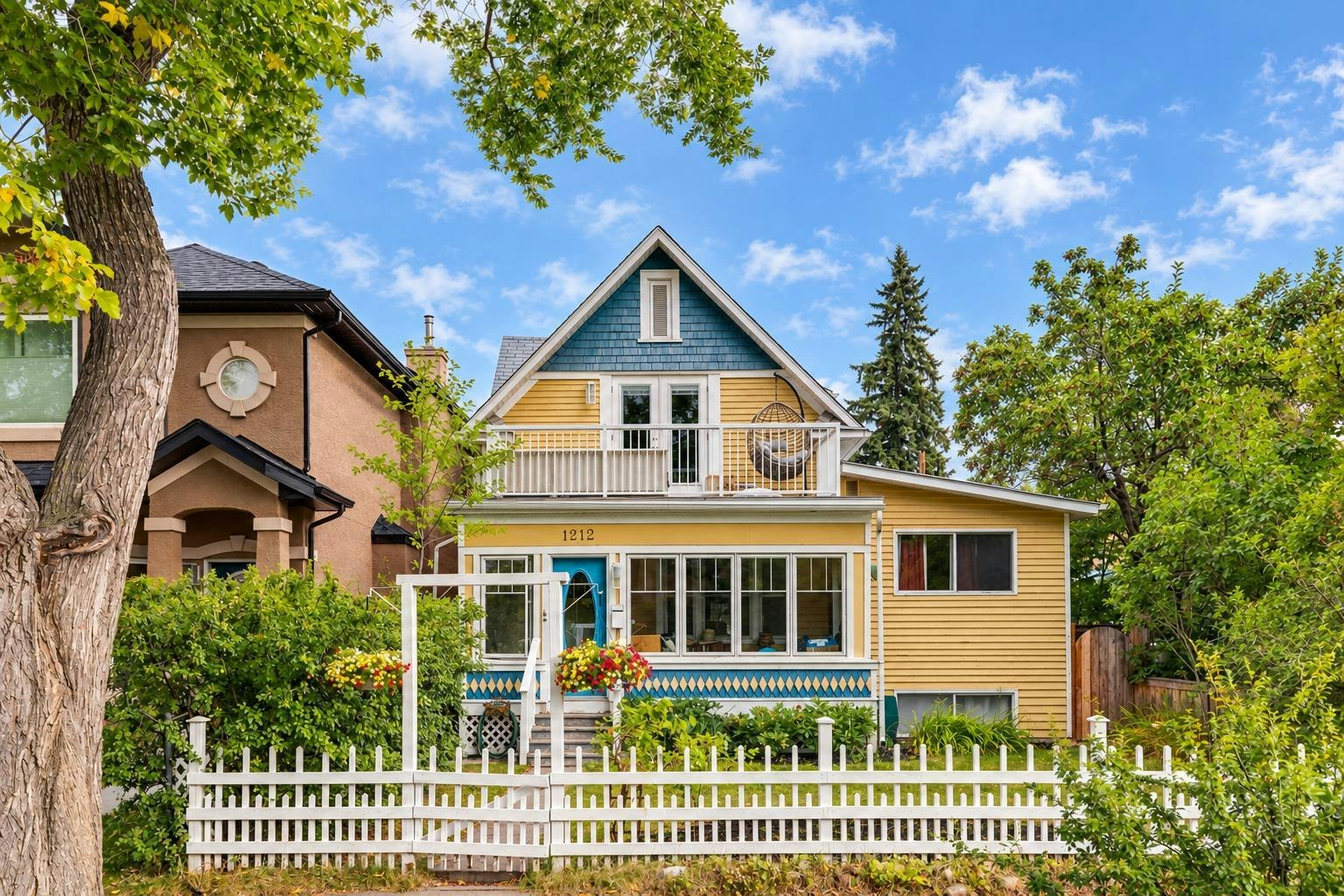 1212 18 Avenue NW, Calgary, AB, T2M 0W2