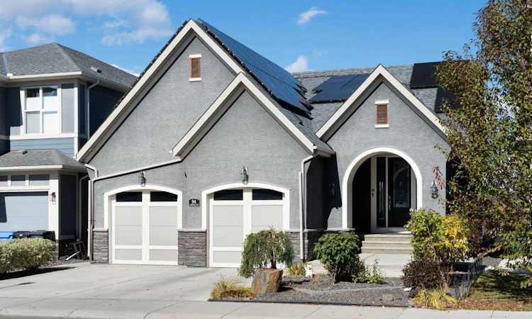 94 Mahogany Cove SE
