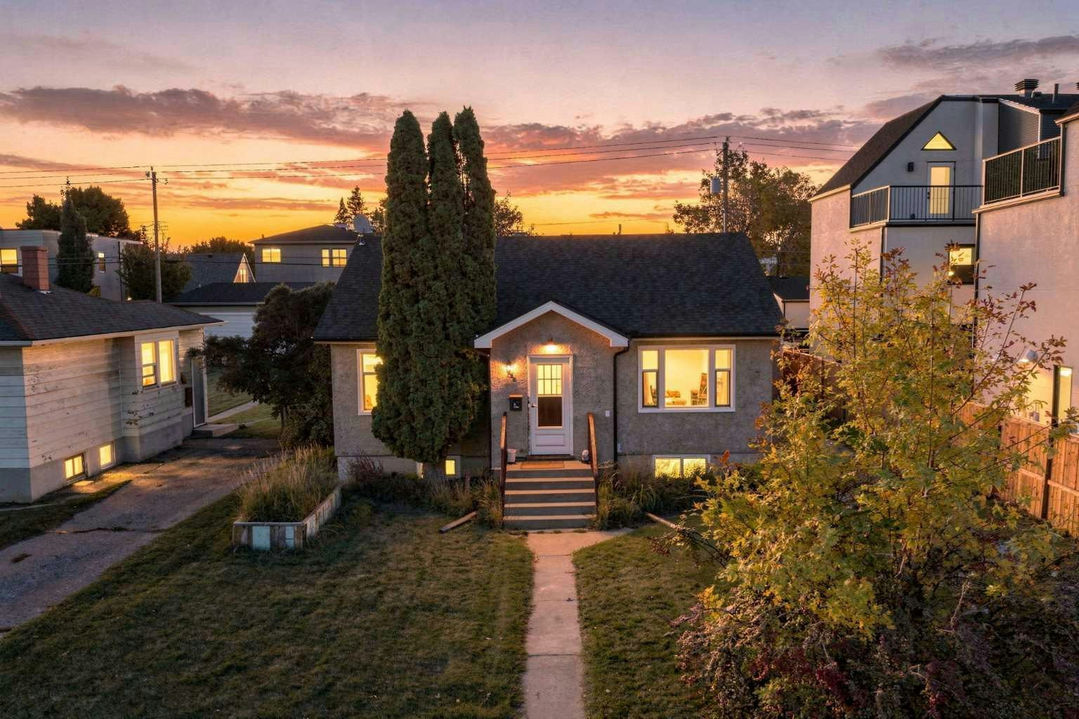 1312 17 Avenue NW, Calgary, AB, T2M 0R1