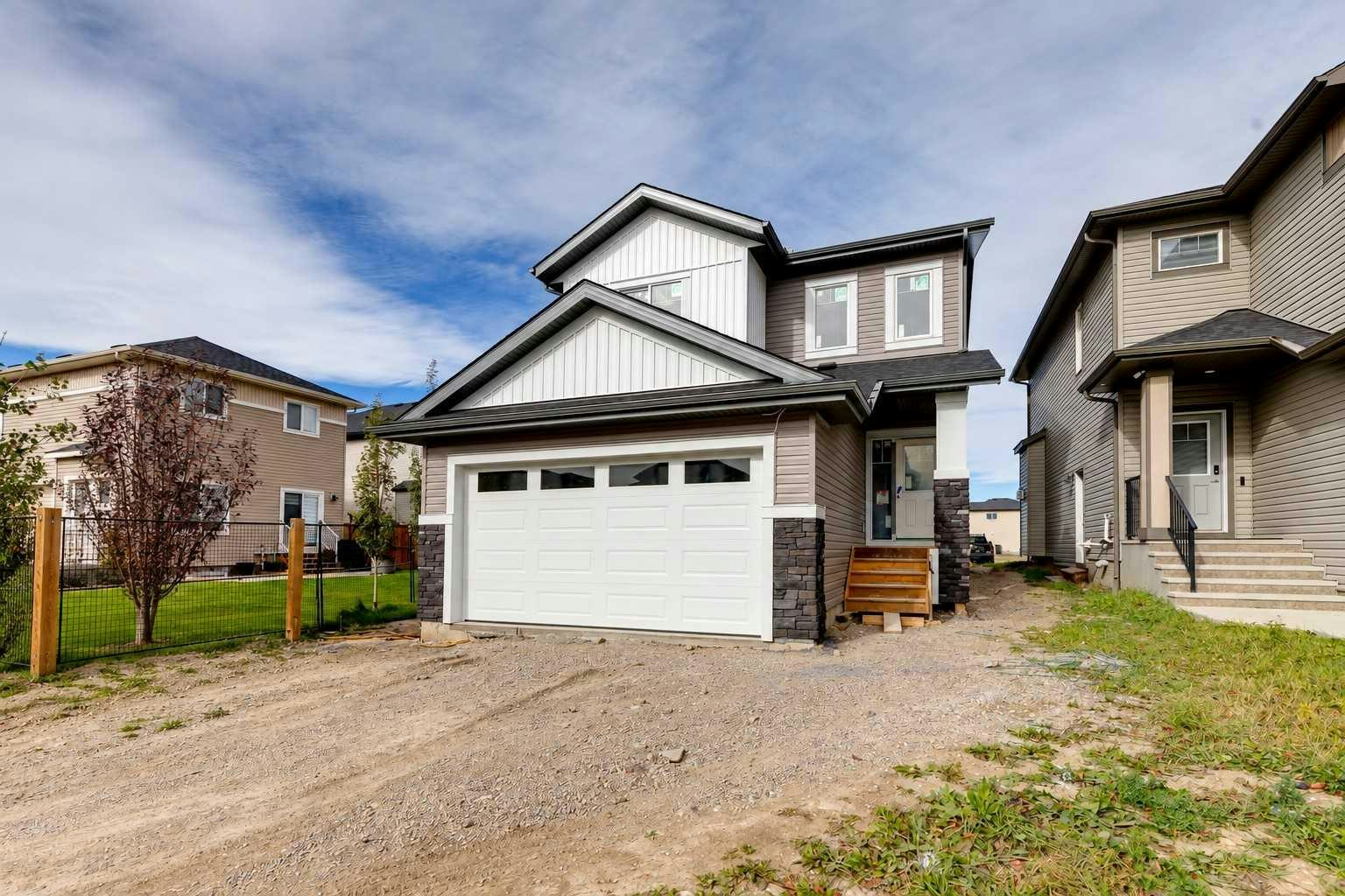 844 Hampshire Crescent NE, High River, AB, T1V 0E4
