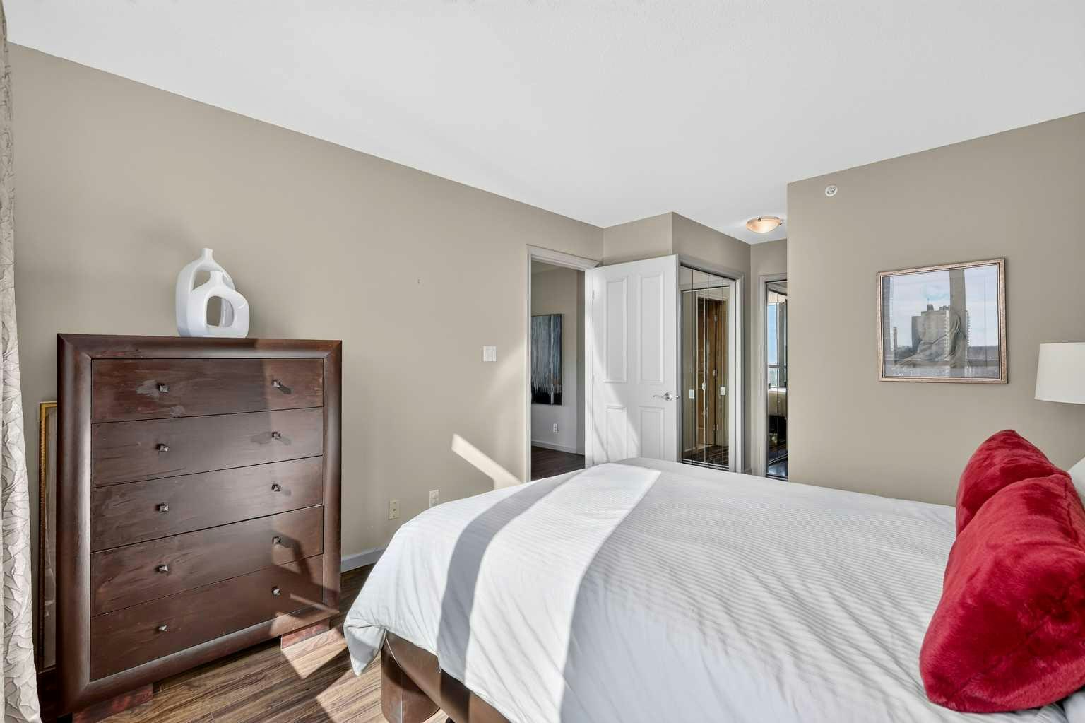 2001-650 10 Street SW, Calgary, AB, T2P 5G4 - 23