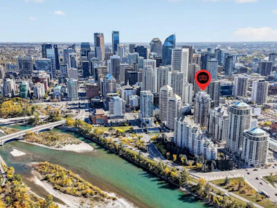 2001-650 10 Street SW - 3