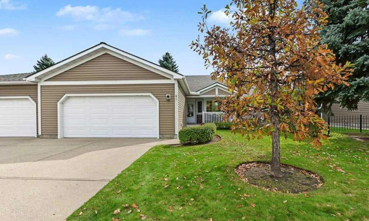 51 Douglasbank Gardens SE