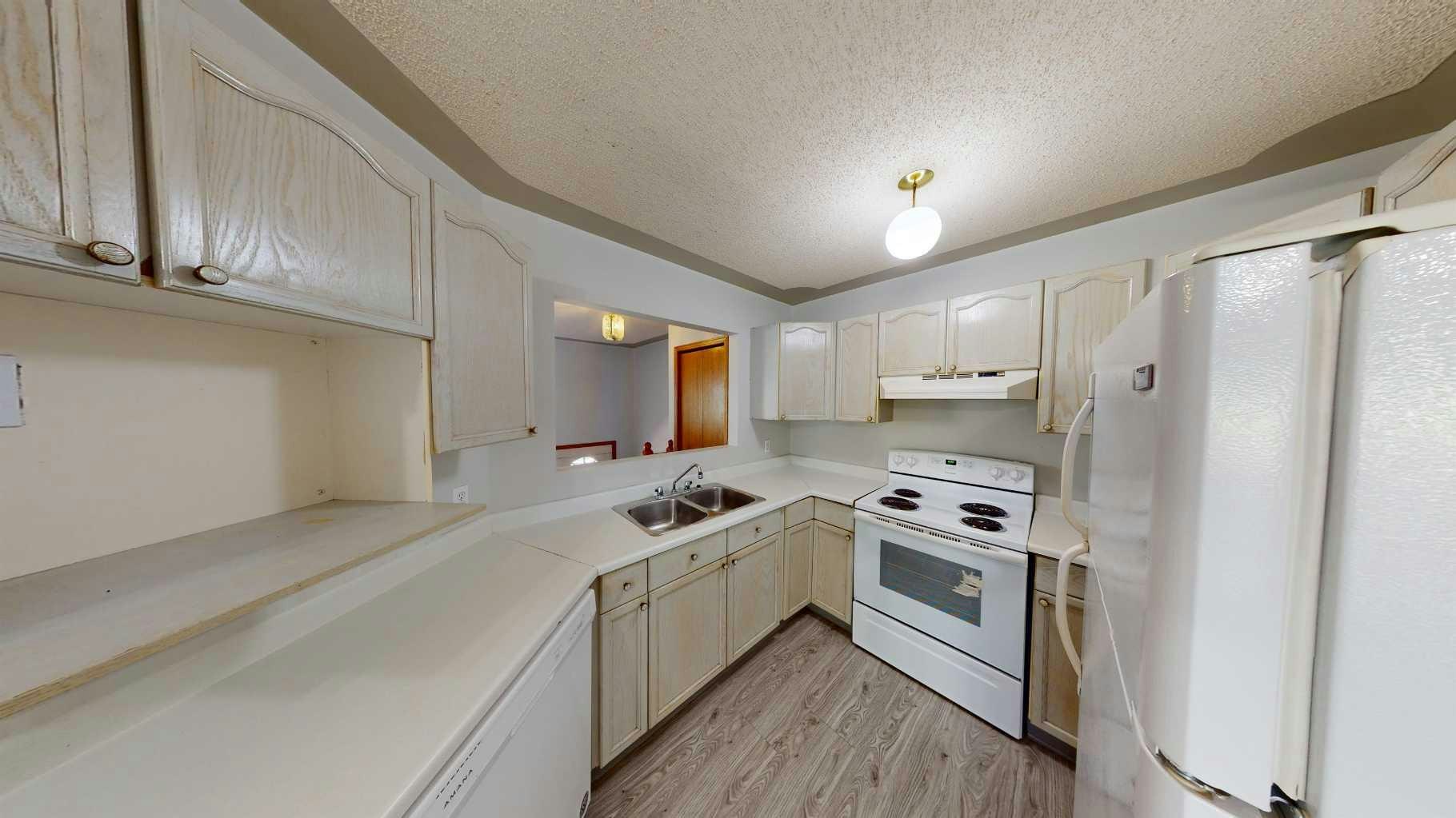 B-9408 100 Avenue, Grande Prairie, AB, T8V 0S9 - 6