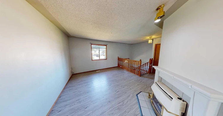 B-9408 100 Avenue, Grande Prairie, AB, T8V 0S9 - 4